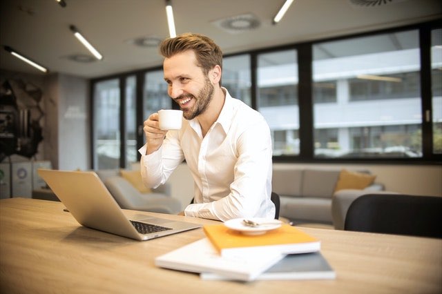 site platforma online resurse umane cariere de vanzare website recrutare