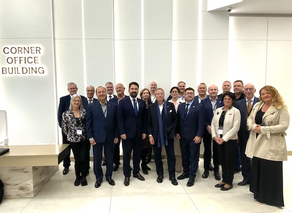 Bursa romana de Afaceri Valentin Preda delegatie Noua Zeelanda consul Marian Ioan simon bridges